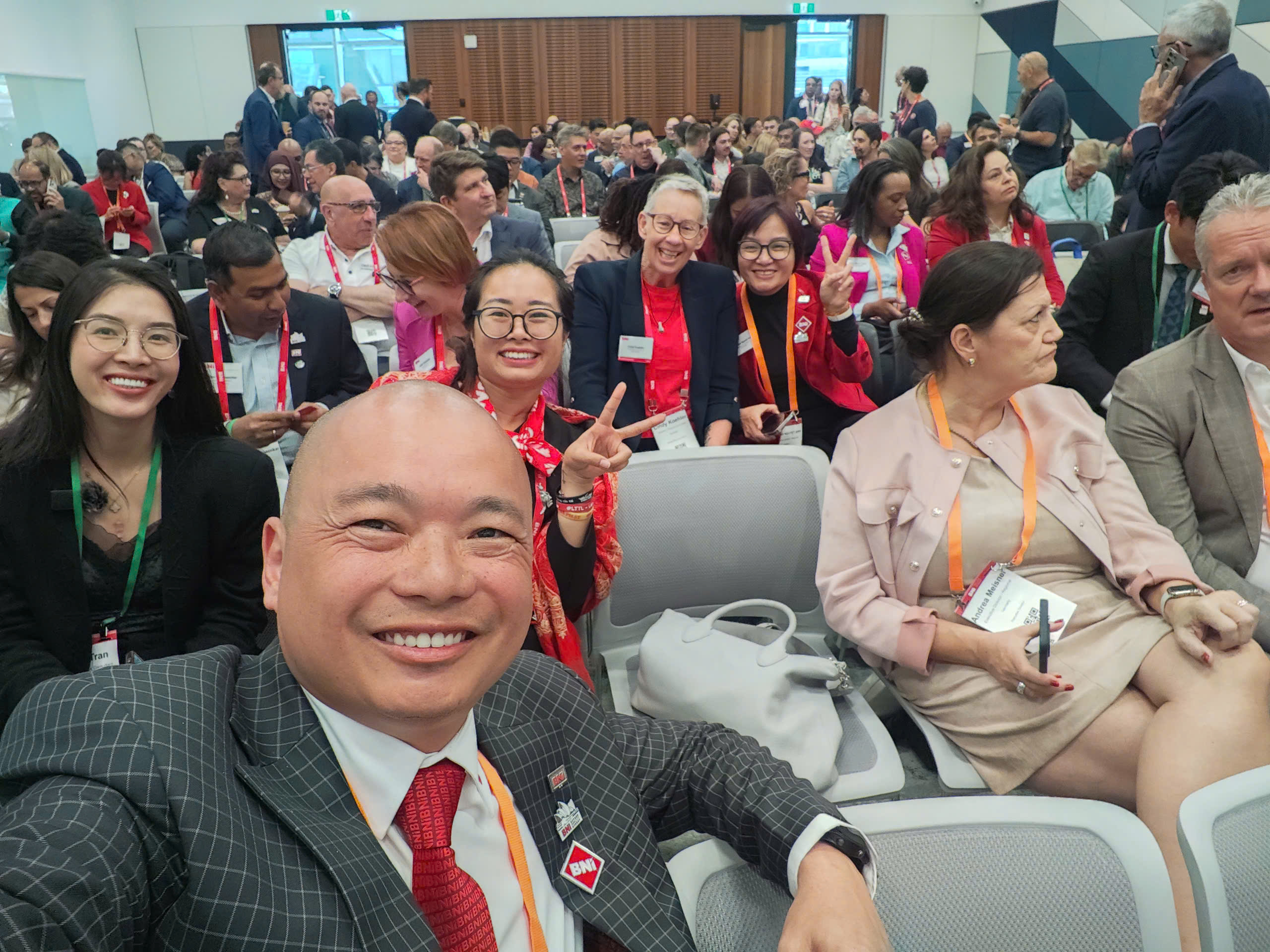 Phạm Tiến Dũng tại BNI GLOBAL 2025 Sydney.