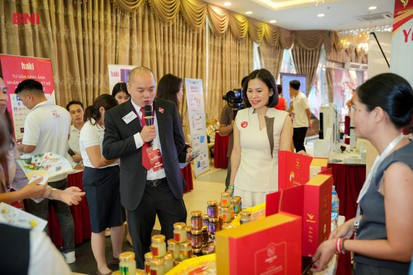 Mô hình kinh doanh đúng - Phạm Tiến Dũng